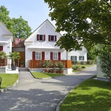 Thermen By Interhome * Бад Вальтерсдорф